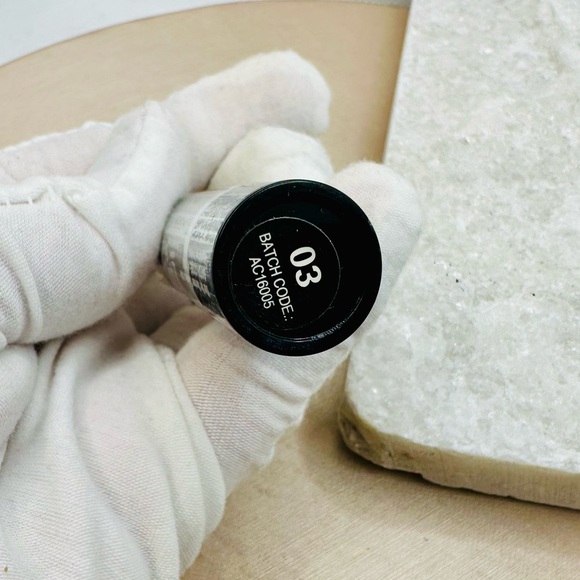 NEW! Santee 03 Concealer Super Smooth - Picture 8 of 9